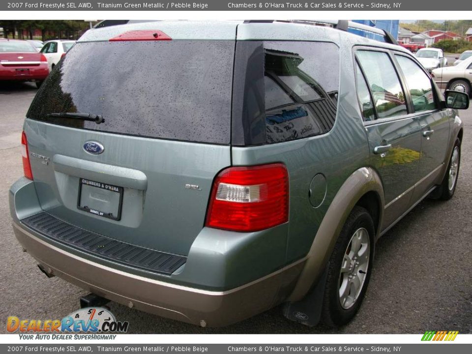 2007 Ford Freestyle SEL AWD Titanium Green Metallic / Pebble Beige Photo #14