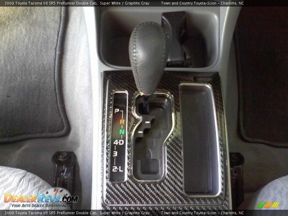 2009 Toyota Tacoma V6 SR5 PreRunner Double Cab Shifter Photo #10