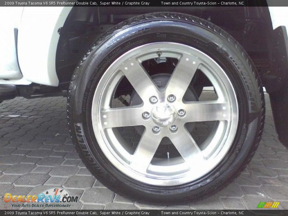 2009 Toyota Tacoma V6 SR5 PreRunner Double Cab Super White / Graphite Gray Photo #24