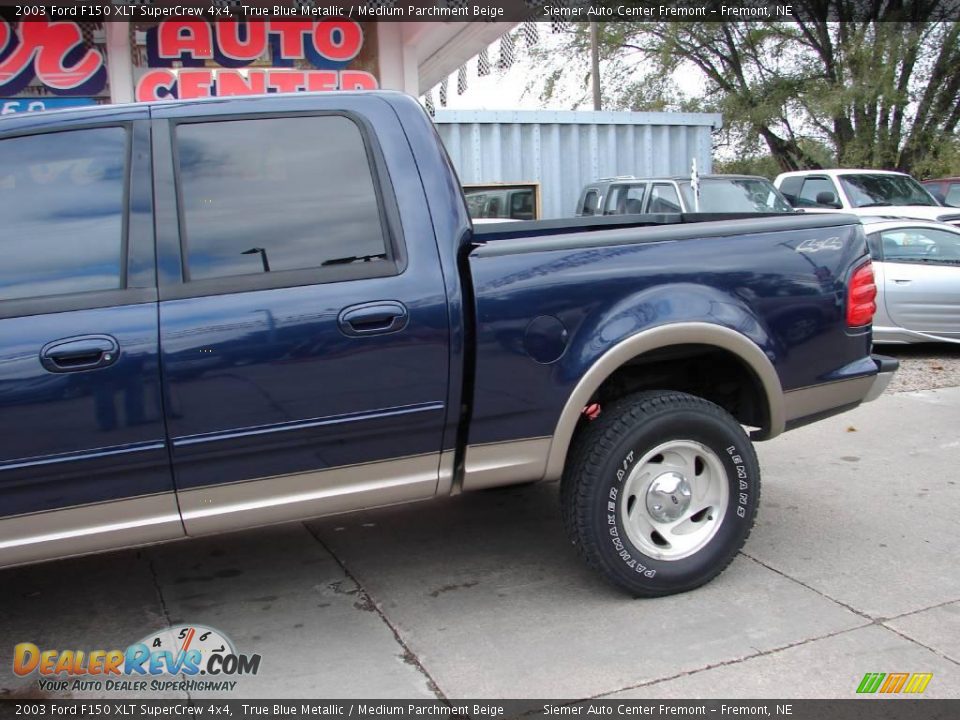 2003 Ford F150 XLT SuperCrew 4x4 True Blue Metallic / Medium Parchment Beige Photo #13
