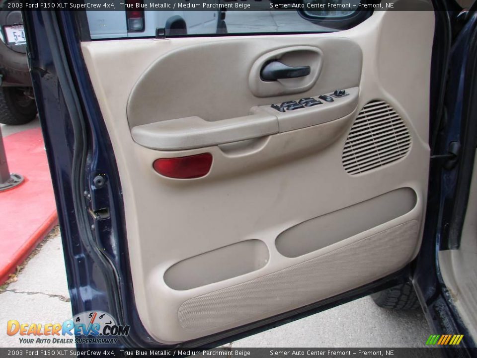 2003 Ford F150 XLT SuperCrew 4x4 True Blue Metallic / Medium Parchment Beige Photo #27