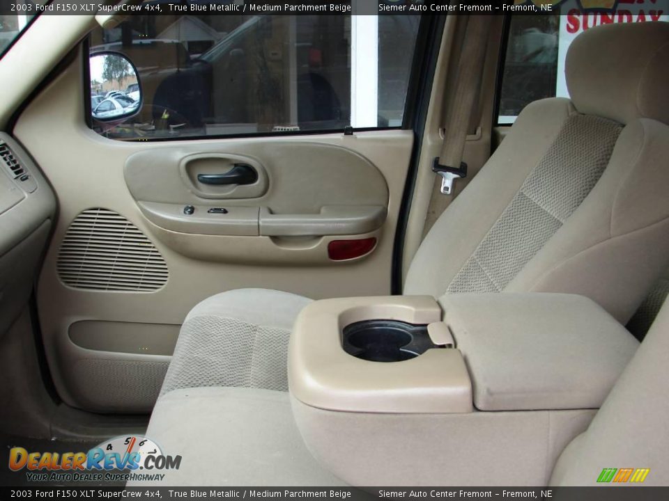 2003 Ford F150 XLT SuperCrew 4x4 True Blue Metallic / Medium Parchment Beige Photo #30