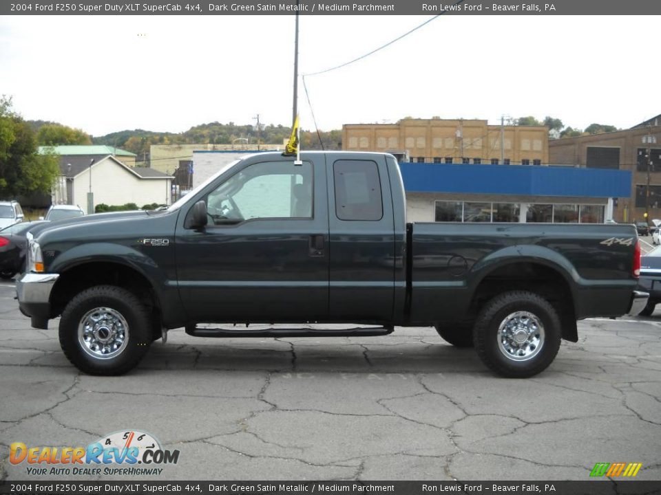 2004 Ford F250 Super Duty XLT SuperCab 4x4 Dark Green Satin Metallic / Medium Parchment Photo #5