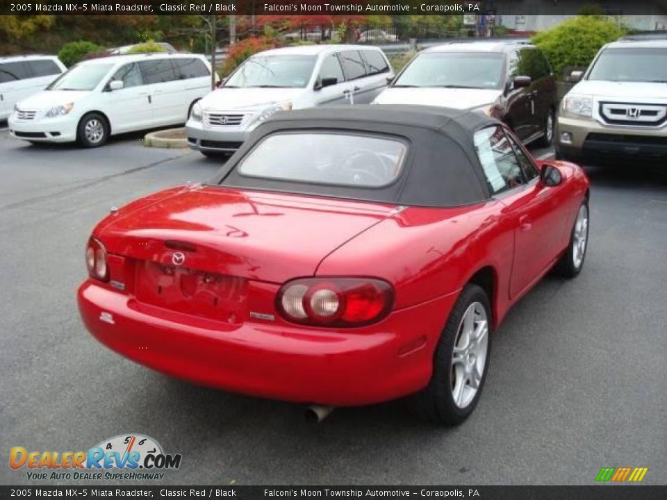 2005 Mazda MX-5 Miata Roadster Classic Red / Black Photo #4
