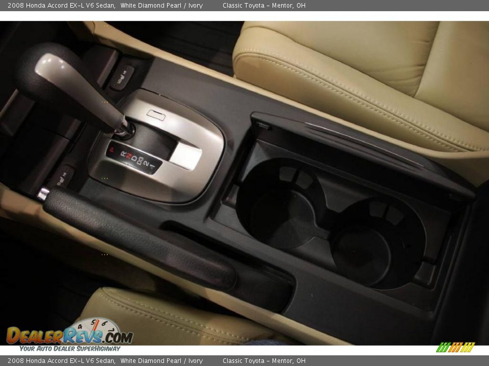 2008 Honda Accord EX-L V6 Sedan White Diamond Pearl / Ivory Photo #17