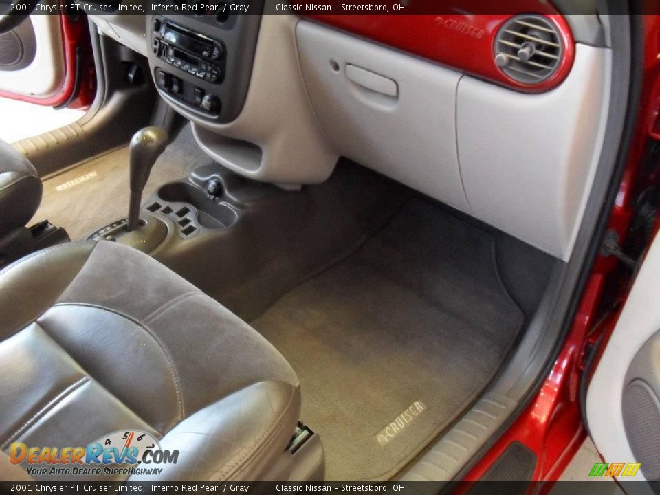 2001 Chrysler PT Cruiser Limited Inferno Red Pearl / Gray Photo #17