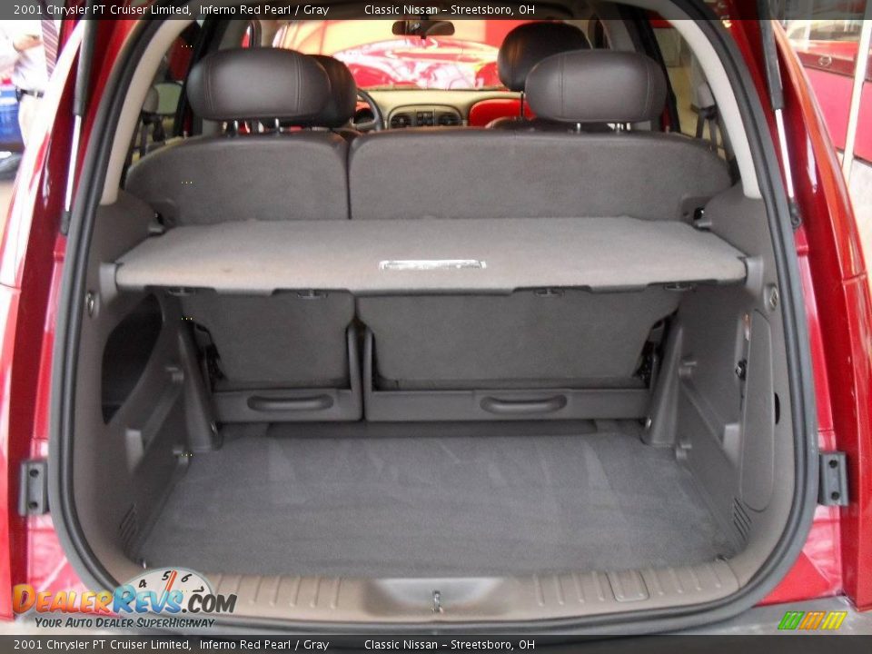 2001 Chrysler PT Cruiser Limited Inferno Red Pearl / Gray Photo #36