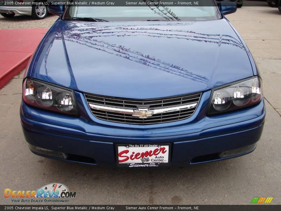 2005 Chevrolet Impala LS Superior Blue Metallic / Medium Gray Photo #4