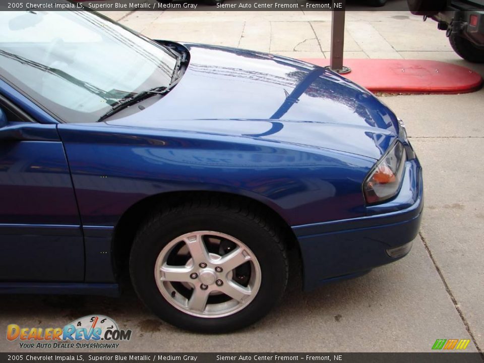 2005 Chevrolet Impala LS Superior Blue Metallic / Medium Gray Photo #7
