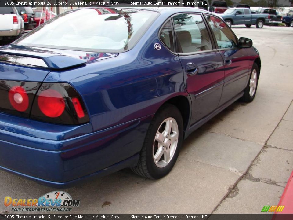 2005 Chevrolet Impala LS Superior Blue Metallic / Medium Gray Photo #12