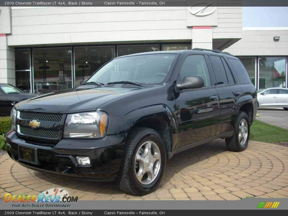 2009 Chevrolet TrailBlazer LT 4x4 Black / Ebony Photo #2
