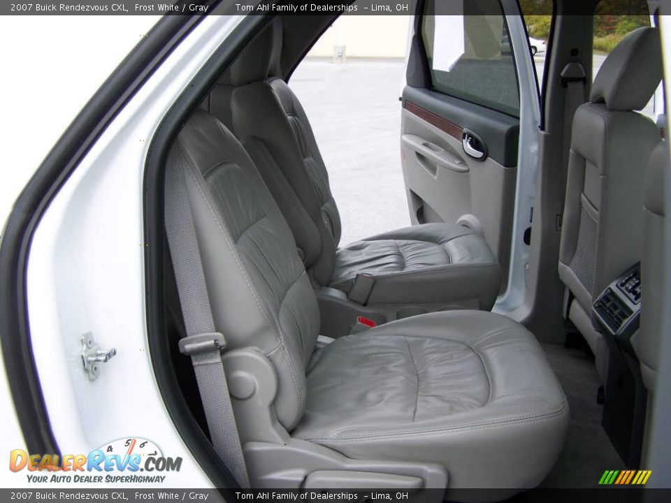 2007 Buick Rendezvous CXL Frost White / Gray Photo #13