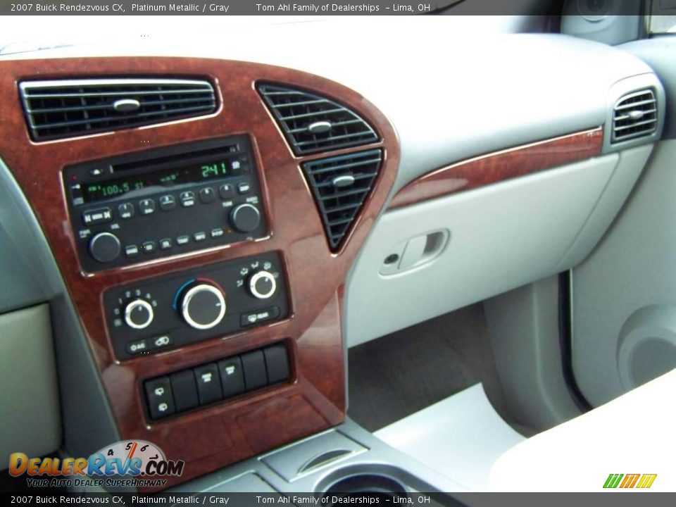 2007 Buick Rendezvous CX Platinum Metallic / Gray Photo #18