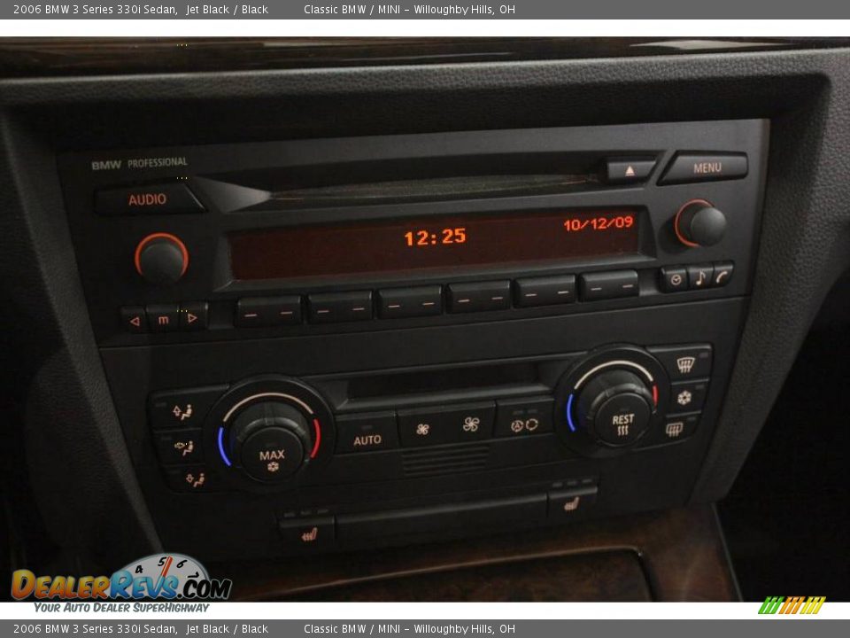2006 BMW 3 Series 330i Sedan Jet Black / Black Photo #13