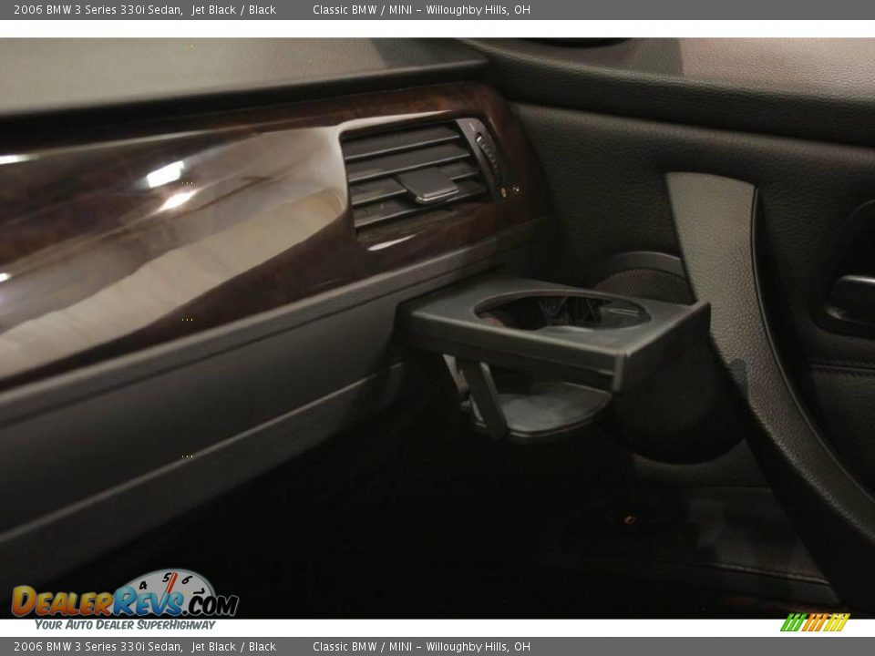 2006 BMW 3 Series 330i Sedan Jet Black / Black Photo #16