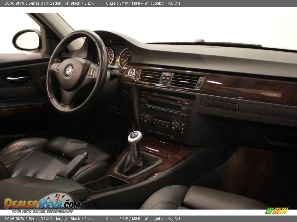 2006 BMW 3 Series 330i Sedan Jet Black / Black Photo #17