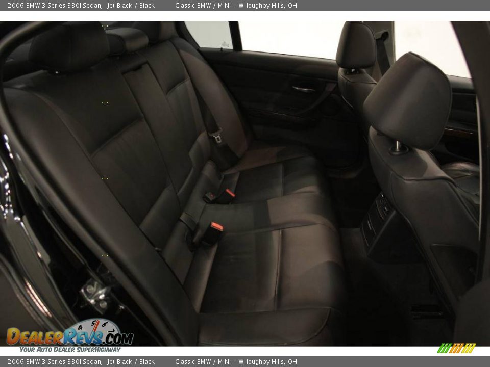 2006 BMW 3 Series 330i Sedan Jet Black / Black Photo #19