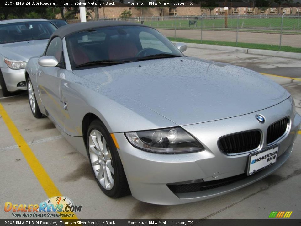 2007 BMW Z4 3.0i Roadster Titanium Silver Metallic / Black Photo #2