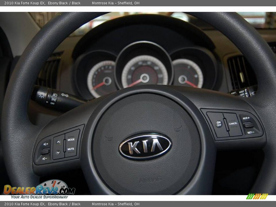 2010 Kia Forte Koup EX Ebony Black / Black Photo #30