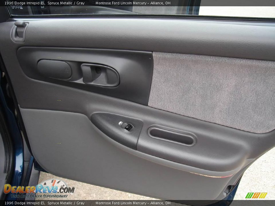 1996 Dodge Intrepid ES Spruce Metallic / Gray Photo #17