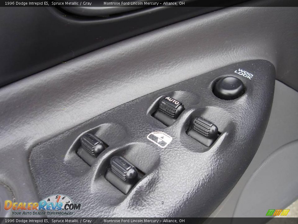 1996 Dodge Intrepid ES Spruce Metallic / Gray Photo #22