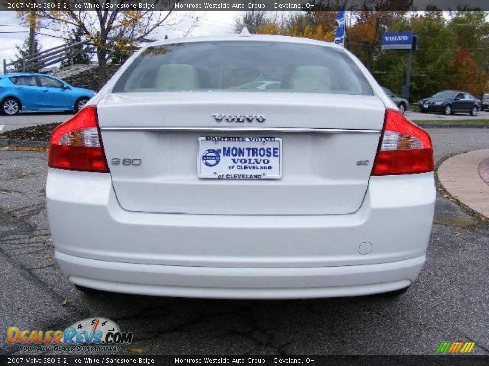 2007 Volvo S80 3.2 Ice White / Sandstone Beige Photo #4