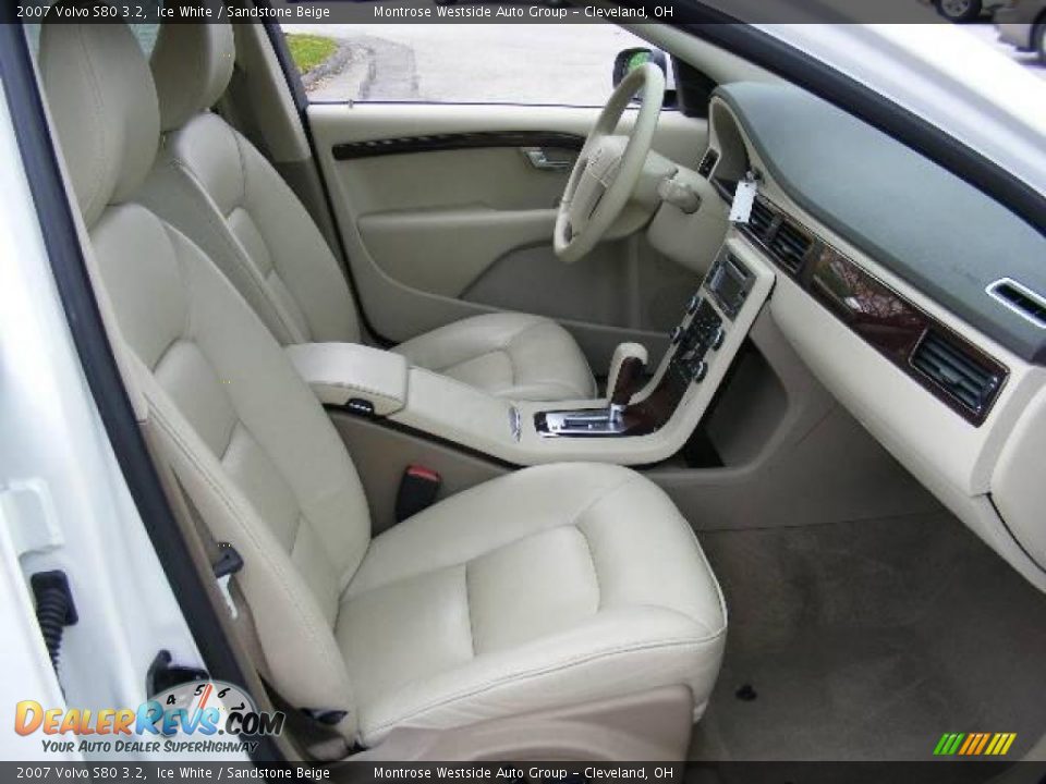 2007 Volvo S80 3.2 Ice White / Sandstone Beige Photo #13