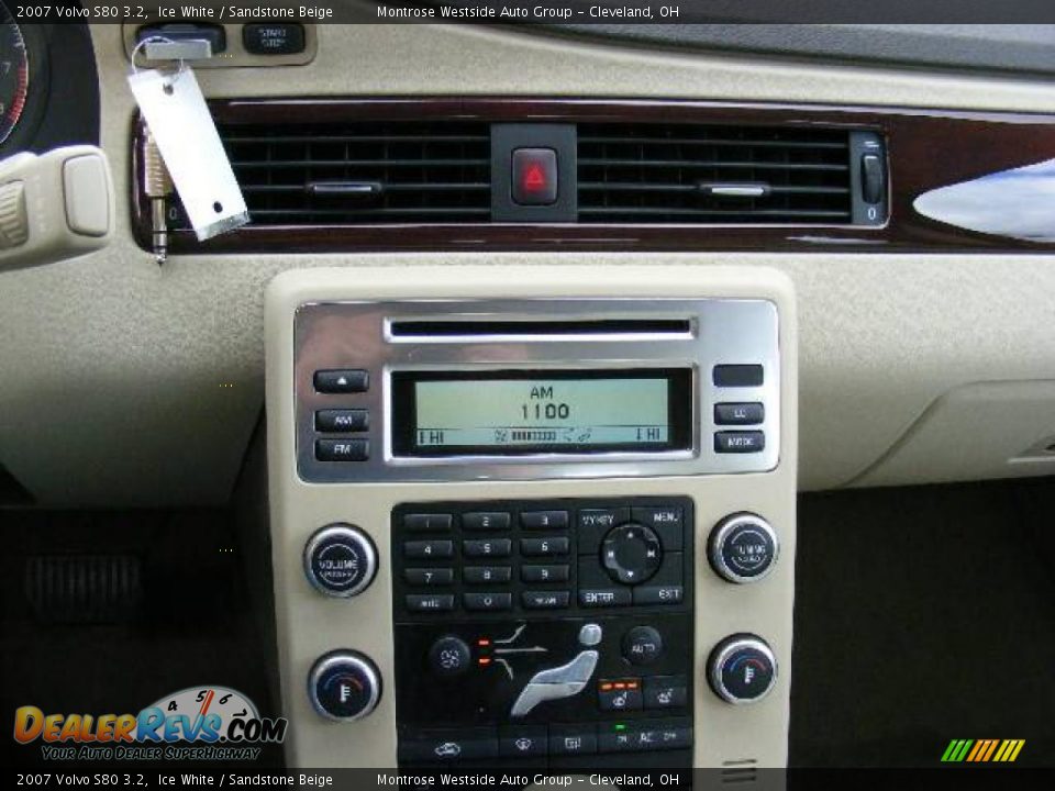 2007 Volvo S80 3.2 Ice White / Sandstone Beige Photo #19