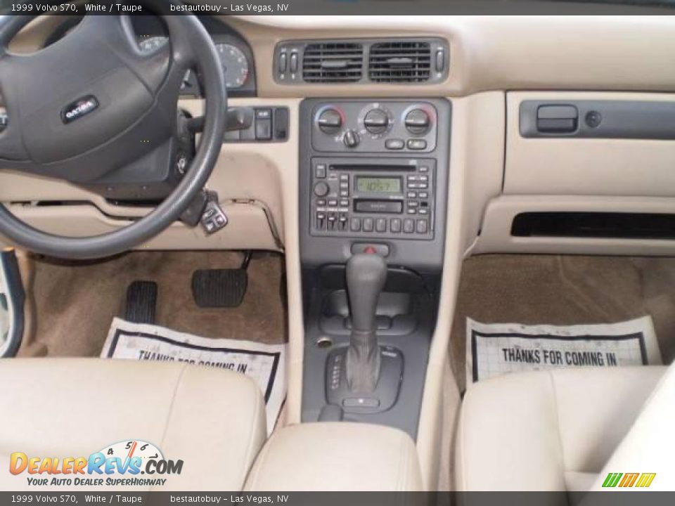 1999 Volvo S70 White / Taupe Photo #24