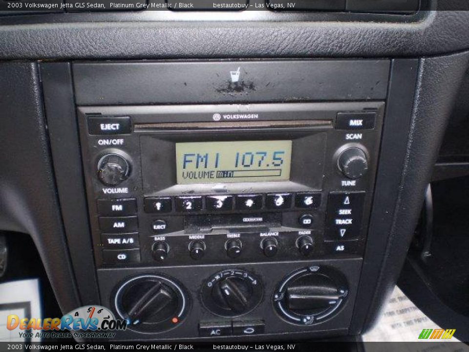 2003 Volkswagen Jetta GLS Sedan Platinum Grey Metallic / Black Photo #24