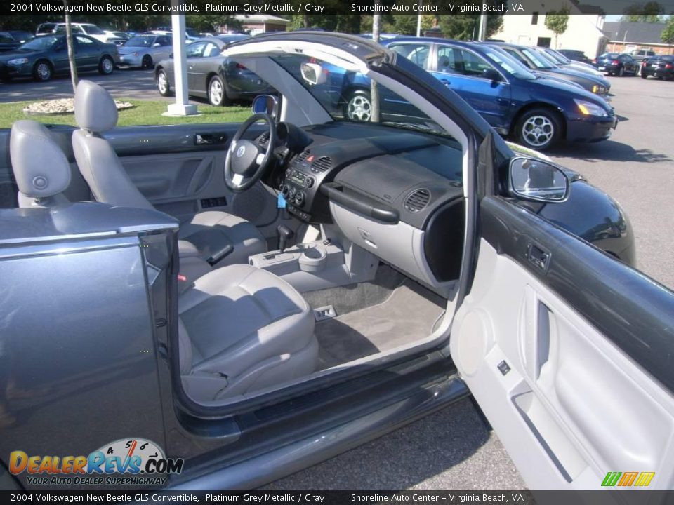 2004 Volkswagen New Beetle GLS Convertible Platinum Grey Metallic / Gray Photo #17