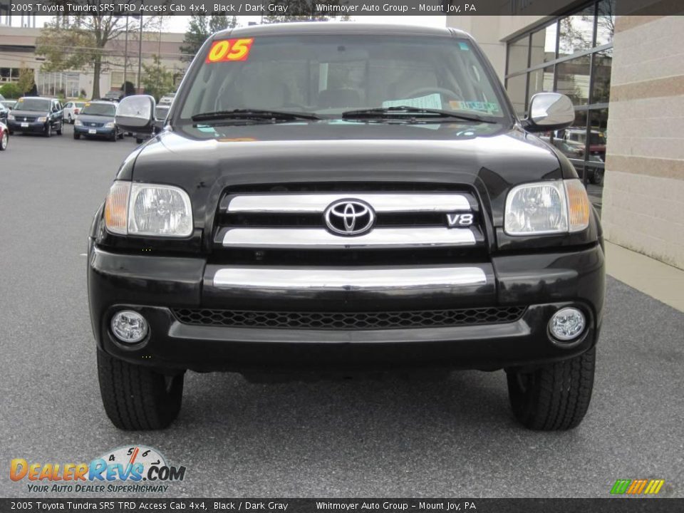 2005 Toyota Tundra SR5 TRD Access Cab 4x4 Black / Dark Gray Photo #2