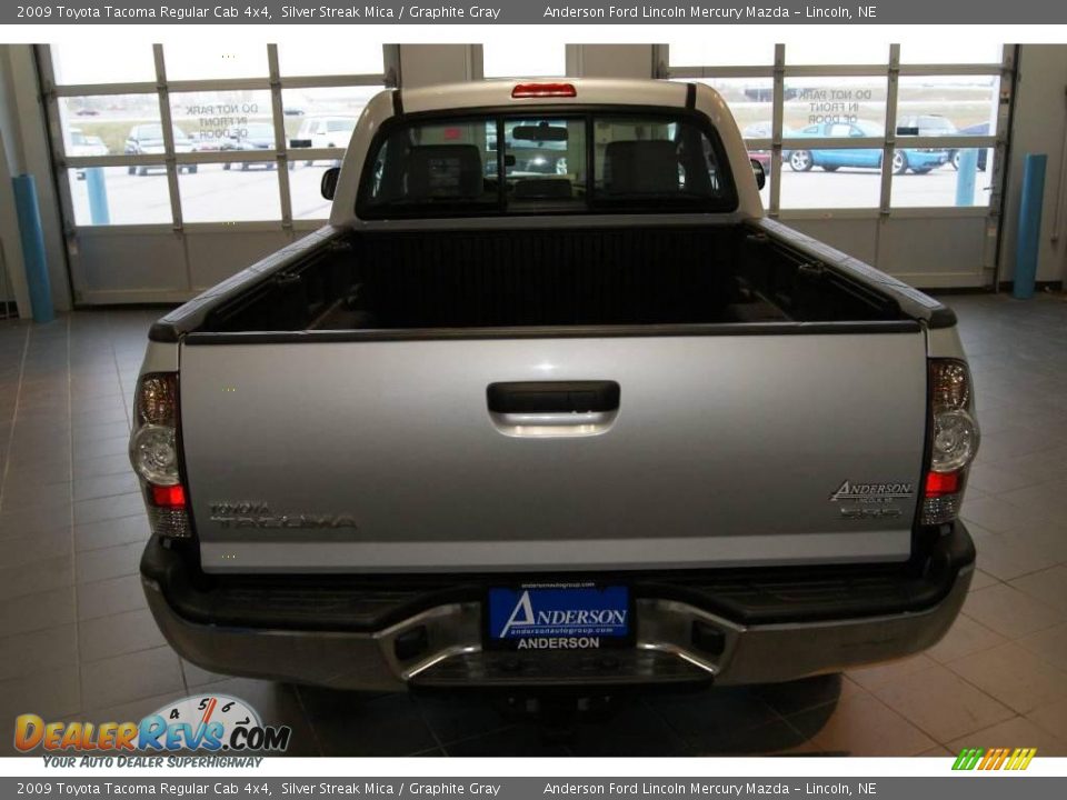 2009 Toyota Tacoma Regular Cab 4x4 Silver Streak Mica / Graphite Gray Photo #4