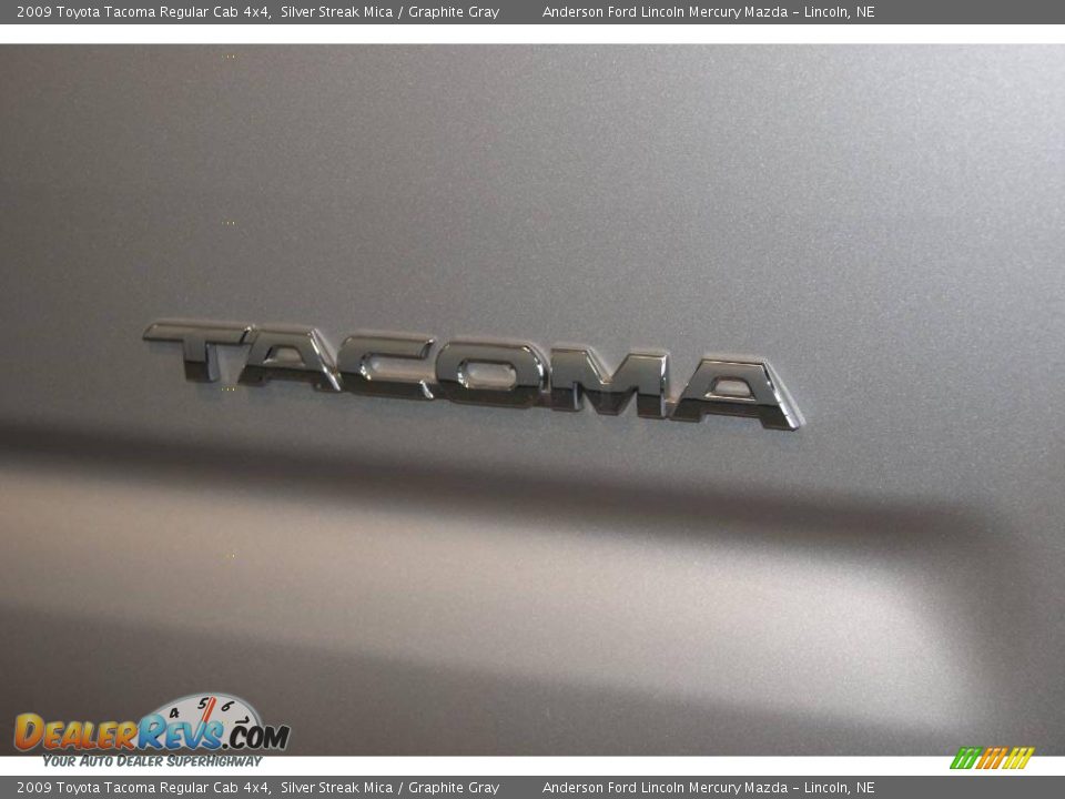 2009 Toyota Tacoma Regular Cab 4x4 Silver Streak Mica / Graphite Gray Photo #16