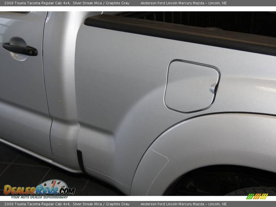 2009 Toyota Tacoma Regular Cab 4x4 Silver Streak Mica / Graphite Gray Photo #20