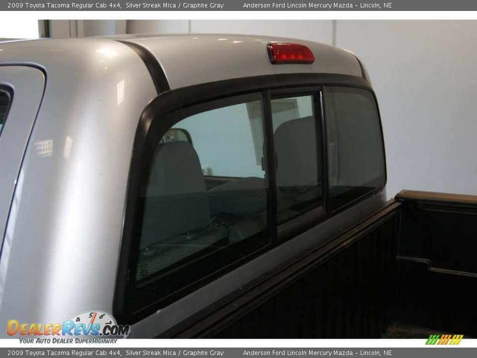 2009 Toyota Tacoma Regular Cab 4x4 Silver Streak Mica / Graphite Gray Photo #21