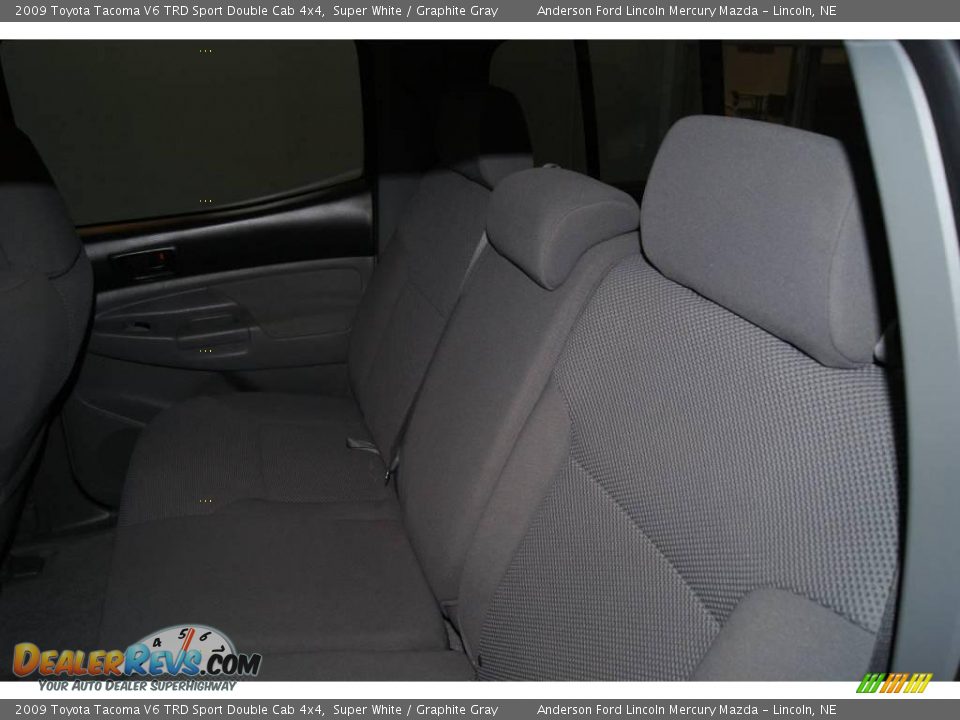 2009 Toyota Tacoma V6 TRD Sport Double Cab 4x4 Super White / Graphite Gray Photo #33