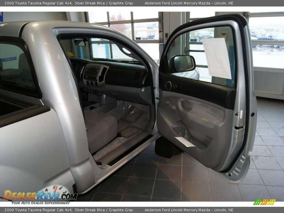 2009 Toyota Tacoma Regular Cab 4x4 Silver Streak Mica / Graphite Gray Photo #23