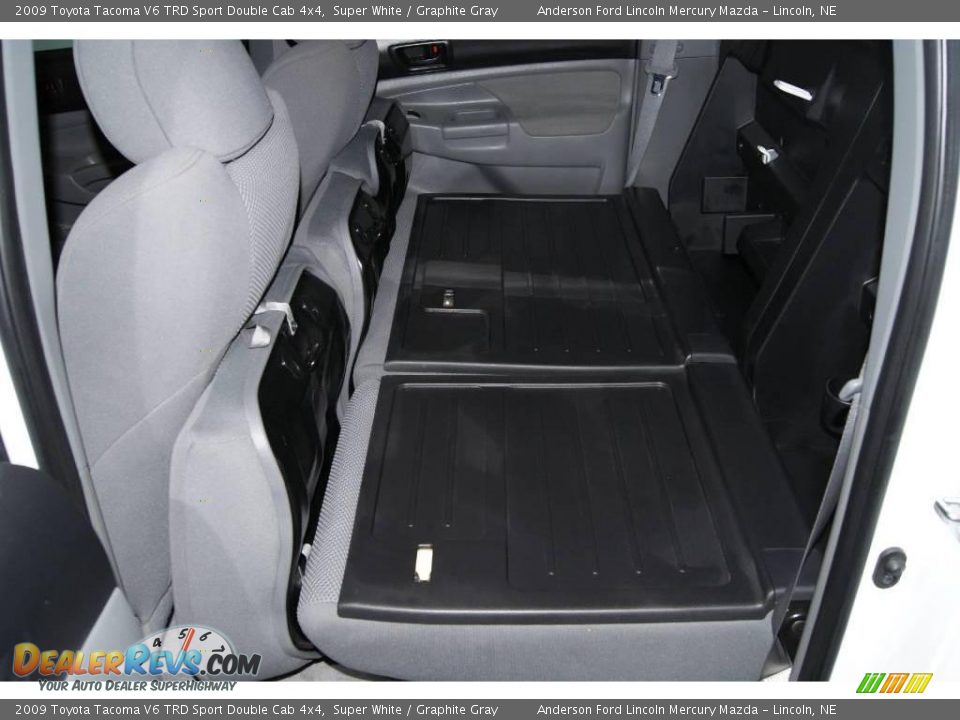 2009 Toyota Tacoma V6 TRD Sport Double Cab 4x4 Super White / Graphite Gray Photo #36