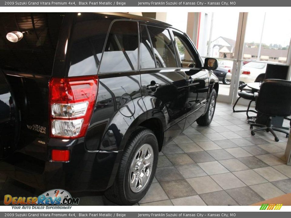 2009 Suzuki Grand Vitara Premium 4x4 Black Pearl Metallic / Beige Photo #18