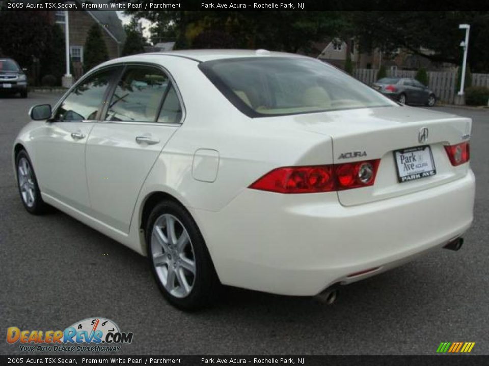 2005 Acura TSX Sedan Premium White Pearl / Parchment Photo #4