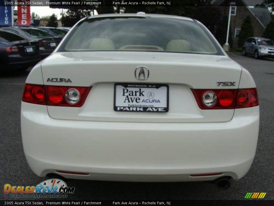 2005 Acura TSX Sedan Premium White Pearl / Parchment Photo #5