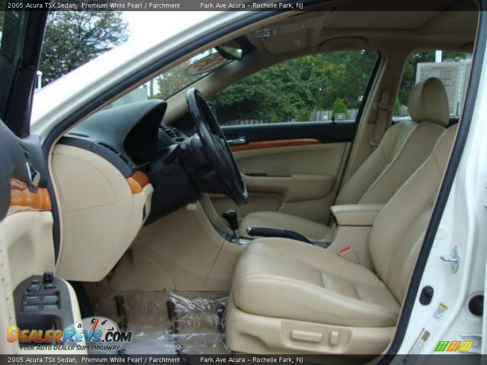 2005 Acura TSX Sedan Premium White Pearl / Parchment Photo #8