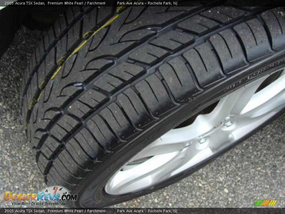 2005 Acura TSX Sedan Premium White Pearl / Parchment Photo #21