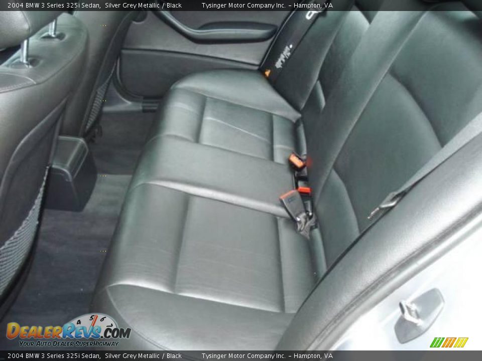 2004 BMW 3 Series 325i Sedan Silver Grey Metallic / Black Photo #9