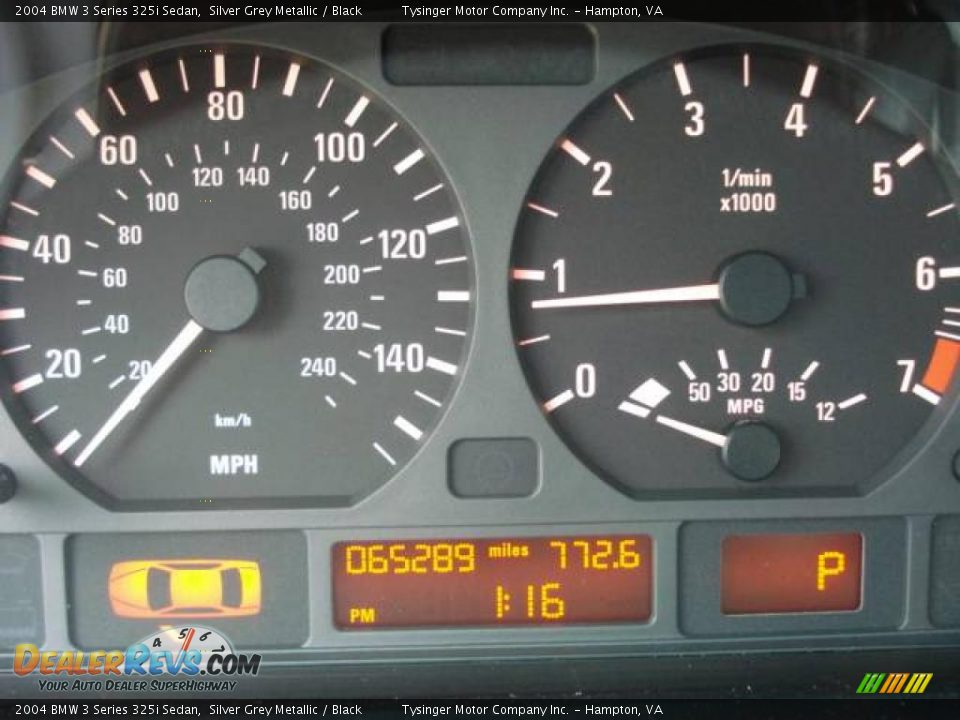 2004 BMW 3 Series 325i Sedan Silver Grey Metallic / Black Photo #12