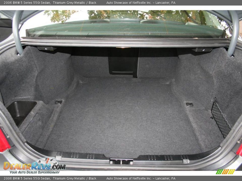 2006 BMW 5 Series 550i Sedan Titanium Grey Metallic / Black Photo #15