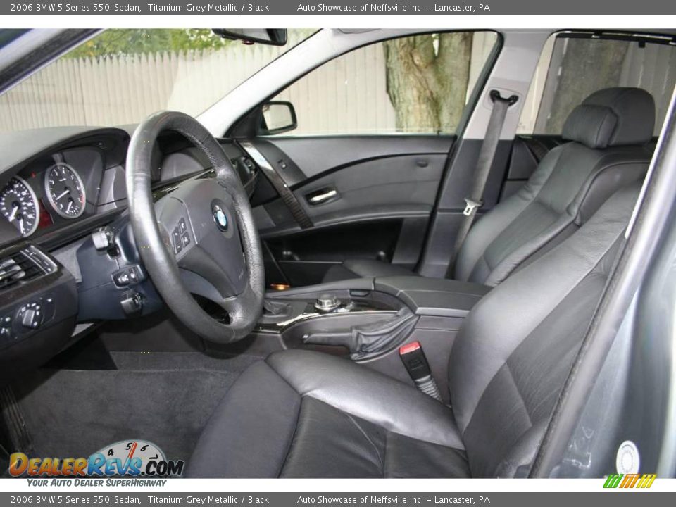 2006 BMW 5 Series 550i Sedan Titanium Grey Metallic / Black Photo #17