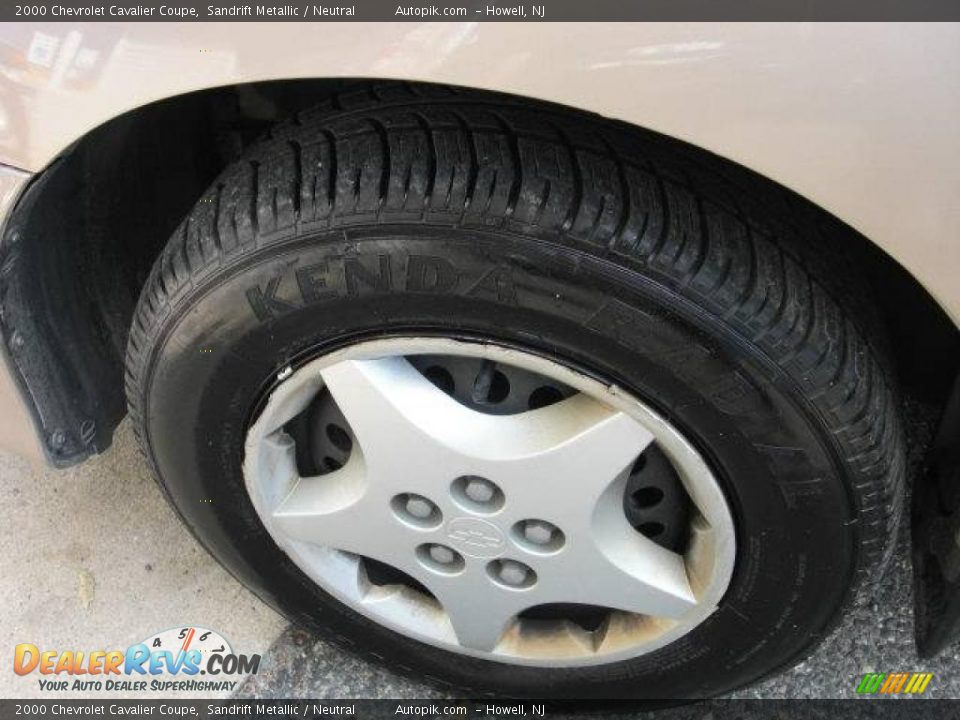 2000 Chevrolet Cavalier Coupe Sandrift Metallic / Neutral Photo #17