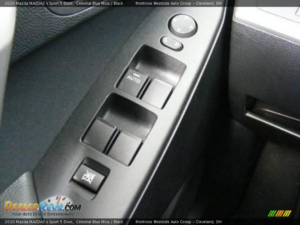 2010 Mazda MAZDA3 s Sport 5 Door Celestial Blue Mica / Black Photo #24